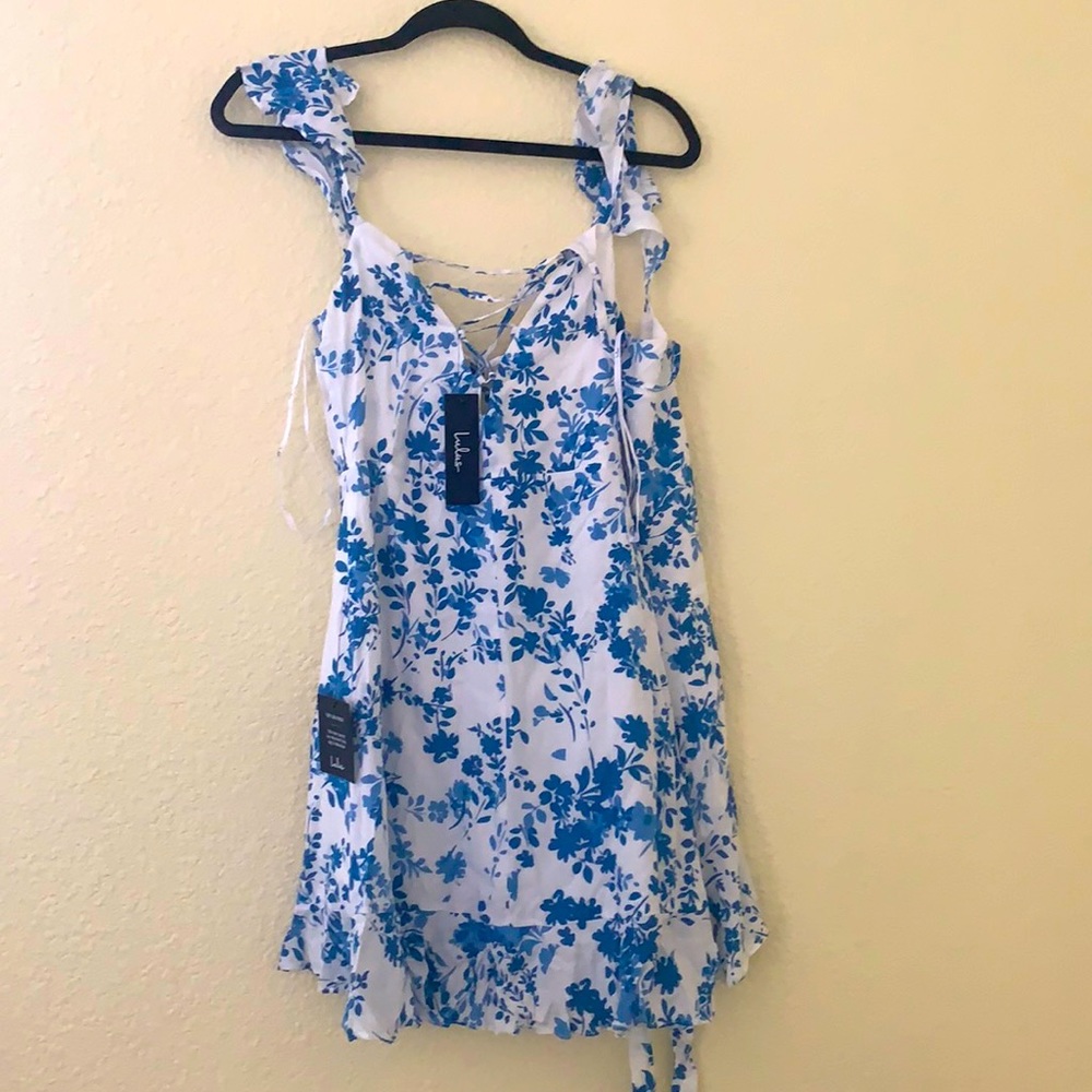 LULU dress size small, brand new with tags